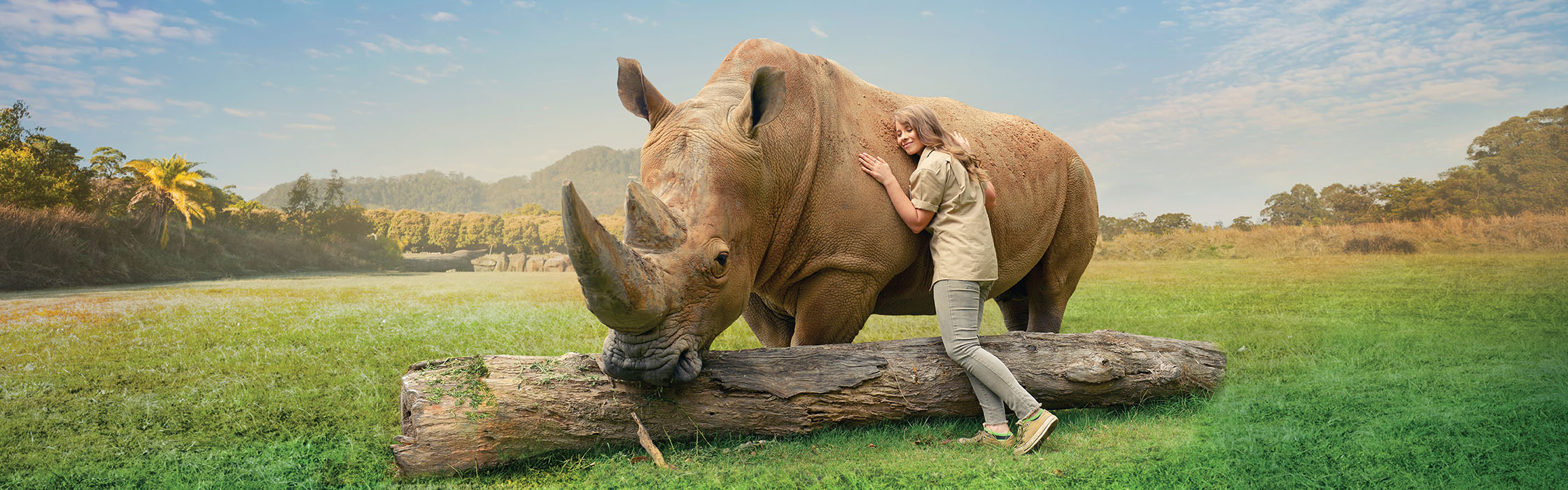 Experiences-Animal Encounters-Rhino2240x700